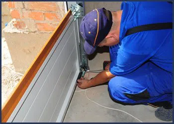 Neighborhood Garage Door Whittier, CA 562-342-1714 - cont-door-instiallation-t-22-gr-23m